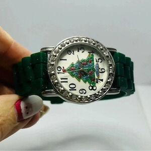 Gorgeous Green Silicone Strap Christmas Tree Watch